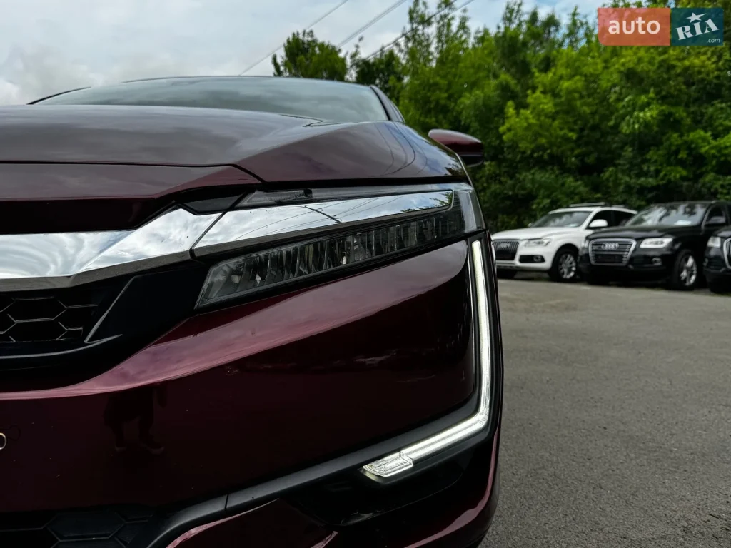 Honda Clarity 2018 — фото 15