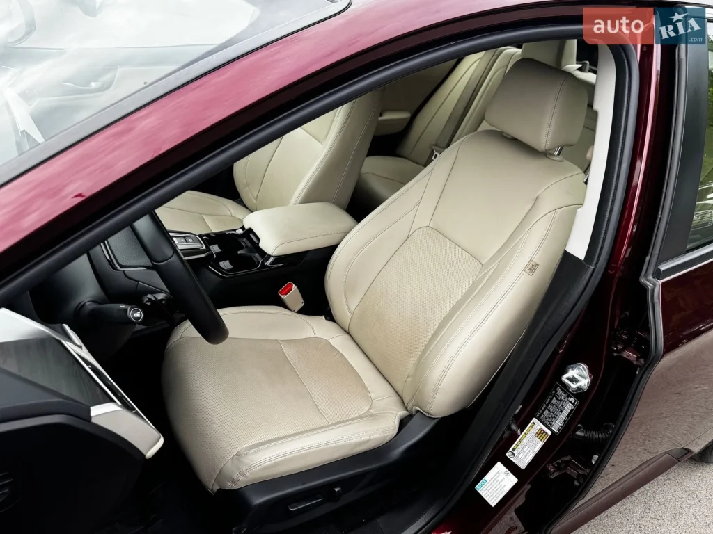 Honda Clarity 2018 — фото 18