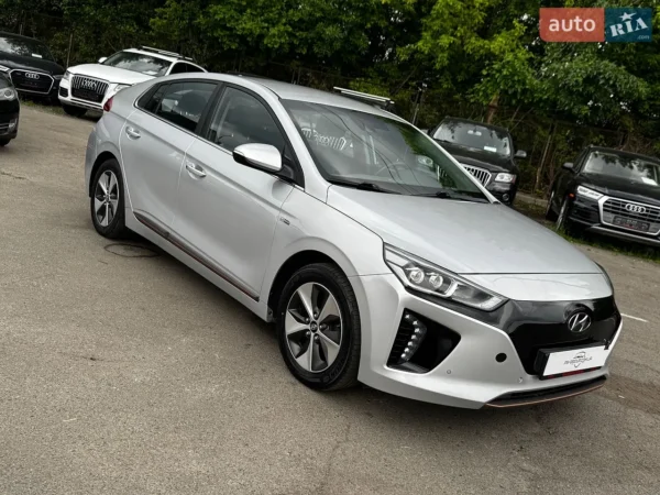 hyundai_ioniq__646946078hd