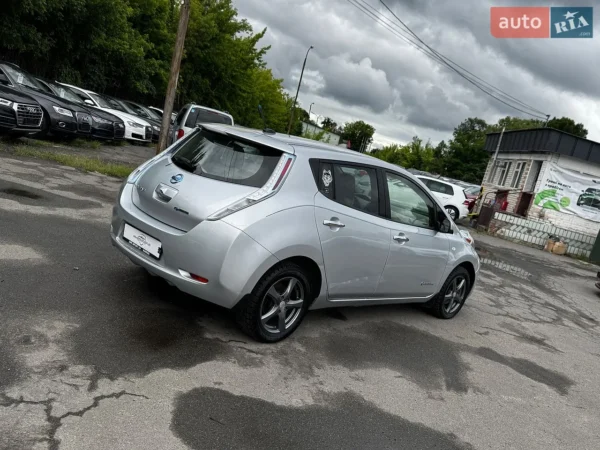 nissan_leaf__647428137hd