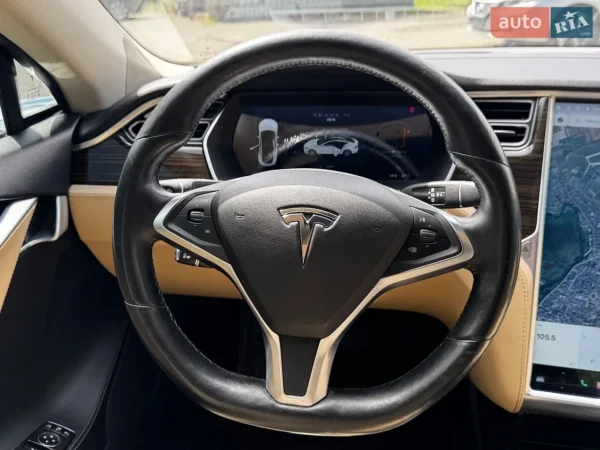 tesla_model-s__644174740hd