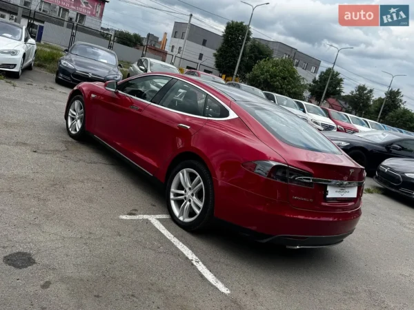 tesla_model-s__646924975hd