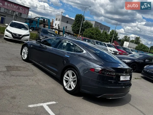 tesla_model-s__646934412hd
