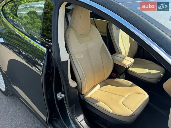 tesla_model-s__646938685hd