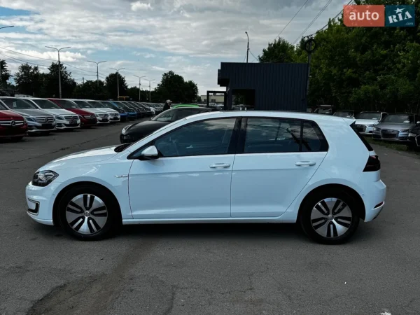 volkswagen_e-golf__646689083hd