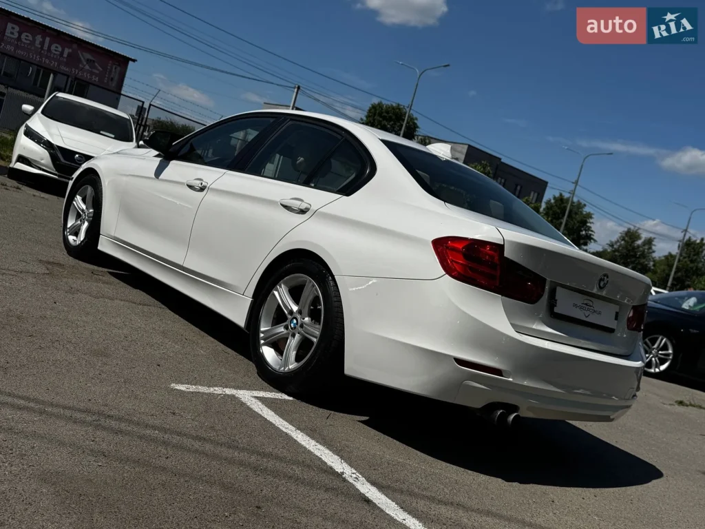 BMW 3 Series 2014 — фото 11