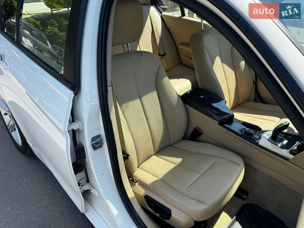 BMW 3 Series 2014 — фото 17