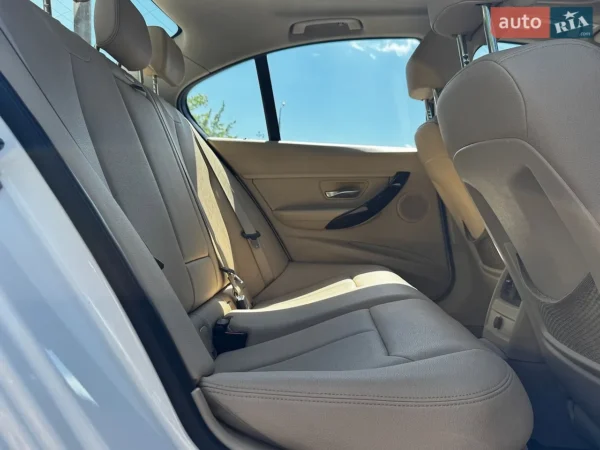 bmw_3-series__647529276hd