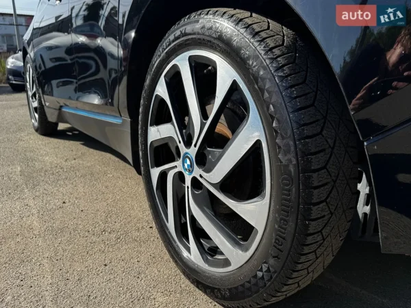bmw_i3__648713057hd