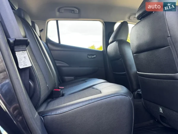 nissan_leaf__647660886hd