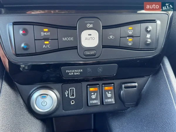 nissan_leaf__647660960hd