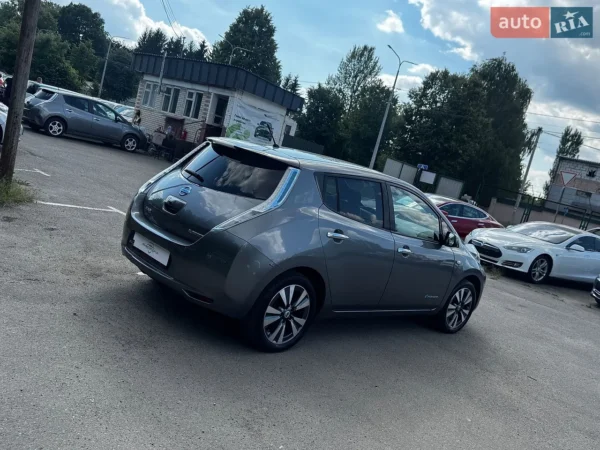nissan_leaf__647781138hd
