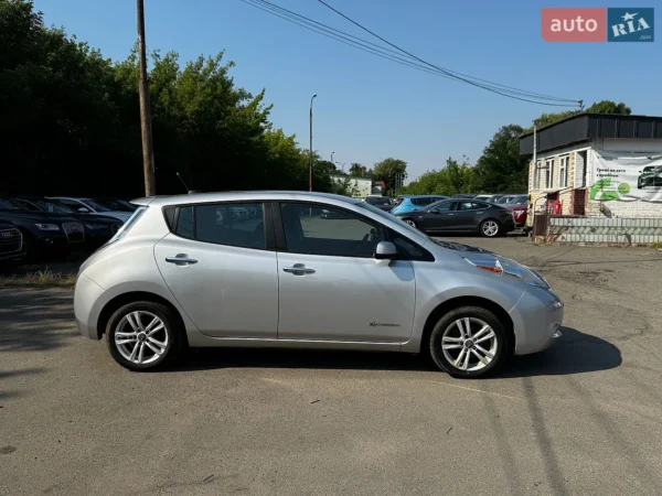 nissan_leaf__648736947hd