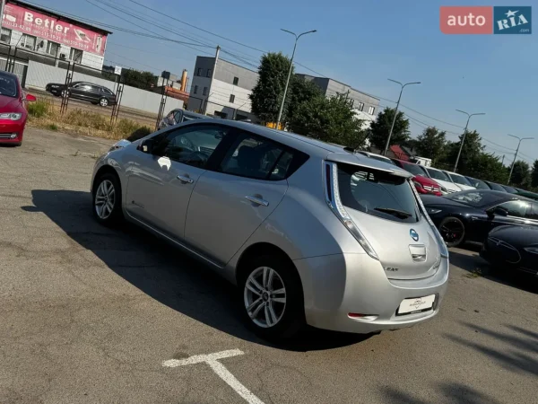 nissan_leaf__648737001hd