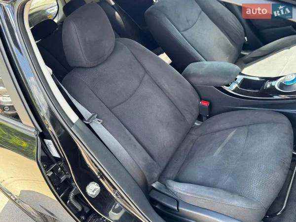 nissan_leaf__649341756hd
