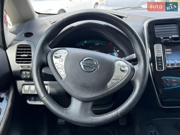 nissan_leaf__649344864hd