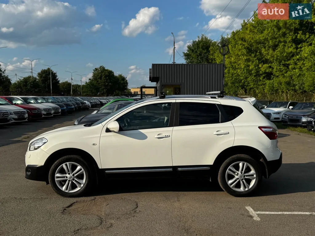 Nissan Qashqai 2012 — фото 12