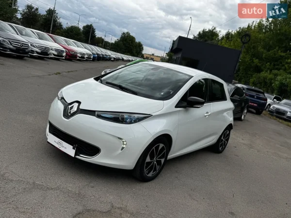 renault_zoe__649311882hd