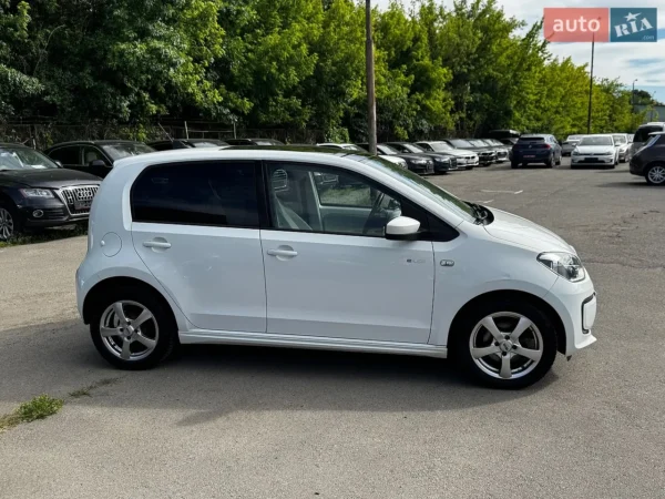 volkswagen_e-up__647889376hd