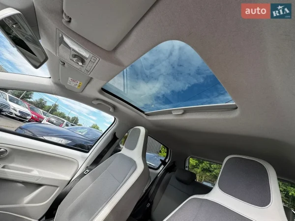 volkswagen_e-up__647889544hd