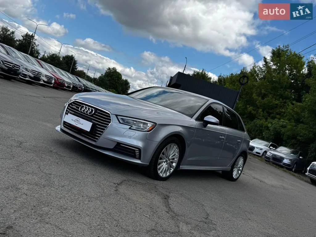 Audi A3 2017 — фото 13