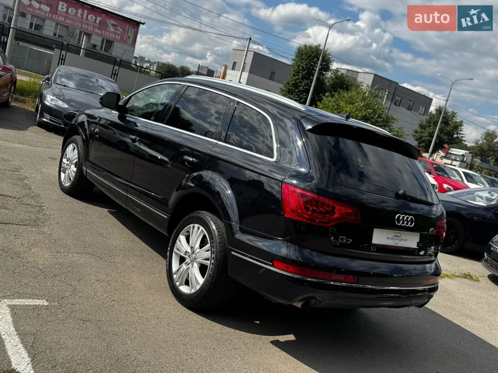 Audi Q7 2012 — фото 11