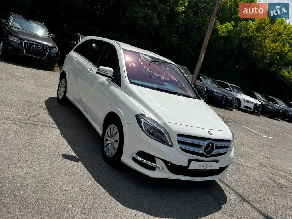 Mercedes-Benz B-Class 2015 — фото 4