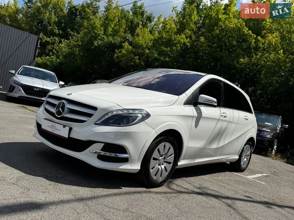 Mercedes-Benz B-Class 2015 — фото 2
