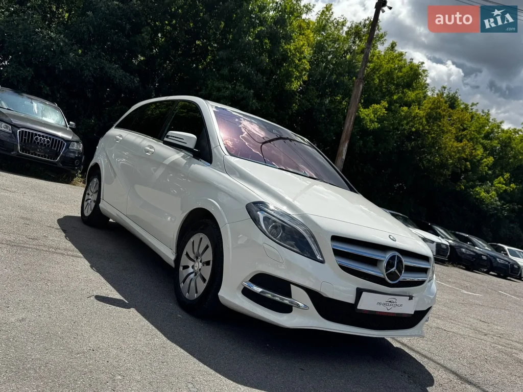 Mercedes-Benz B-Class 2015 — фото 5