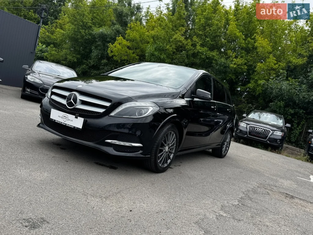 Mercedes-Benz B-Class 2017 — фото 2