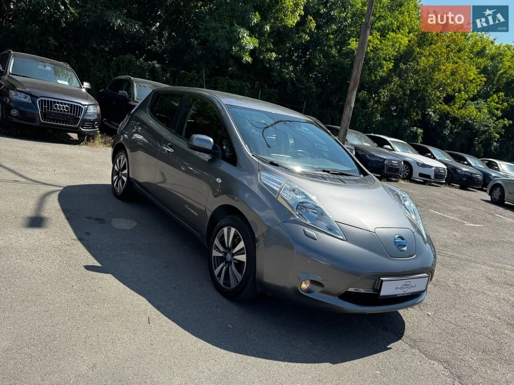 Nissan Leaf 2016 — фото 4