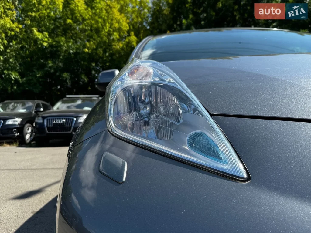 Nissan Leaf 2016 — фото 15