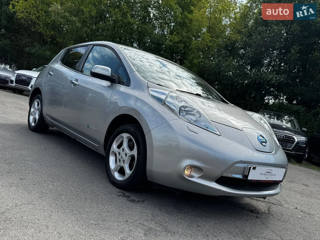 Nissan Leaf 2015 — фото 5