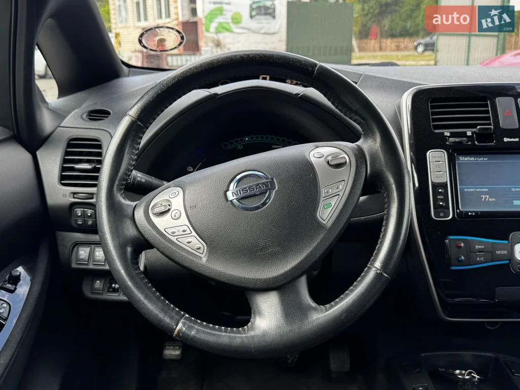 Nissan Leaf 2015 — фото 23