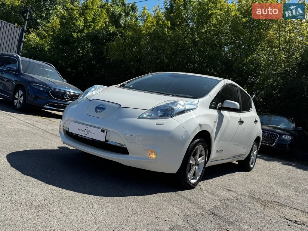 Nissan Leaf 2014 — фото 2