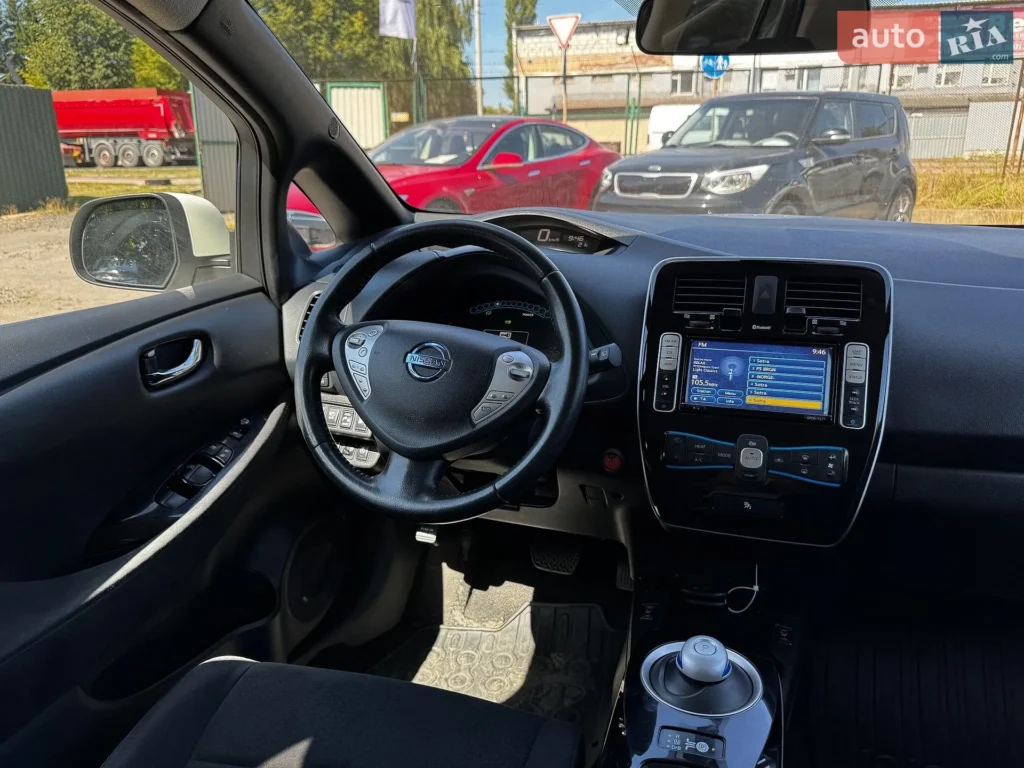 Nissan Leaf 2014 — фото 22