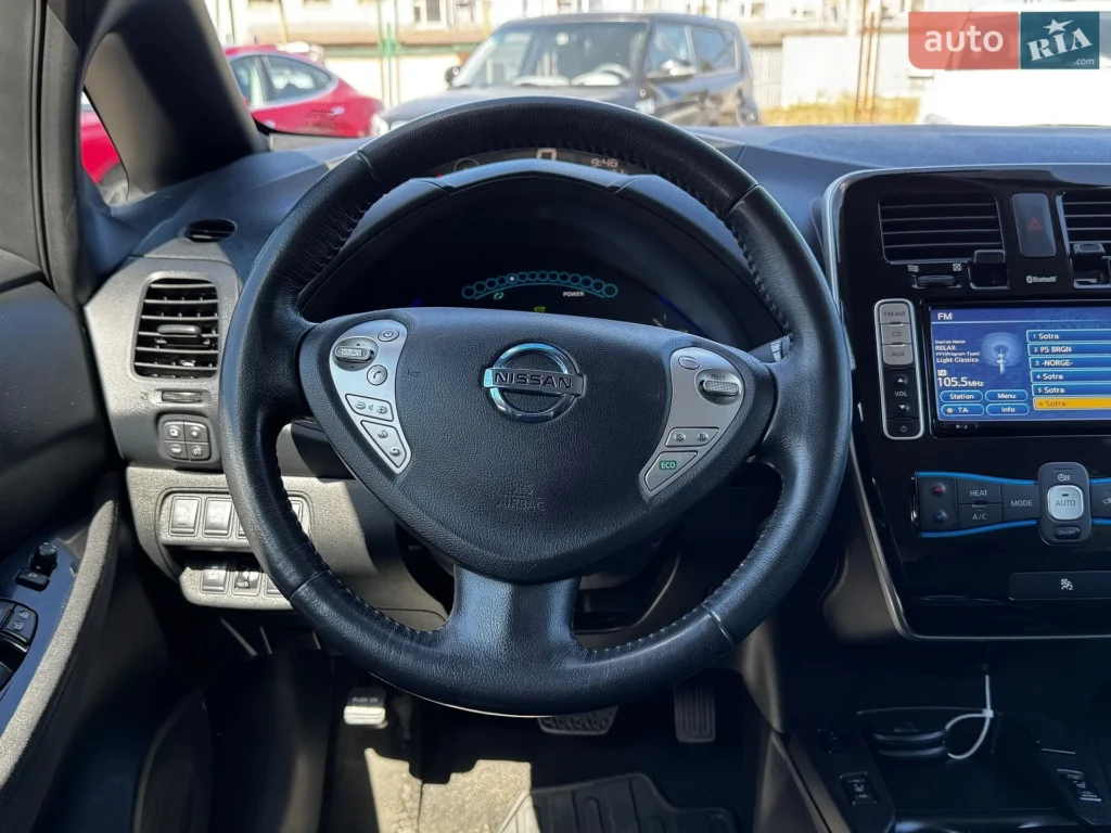 Nissan Leaf 2014 — фото 23