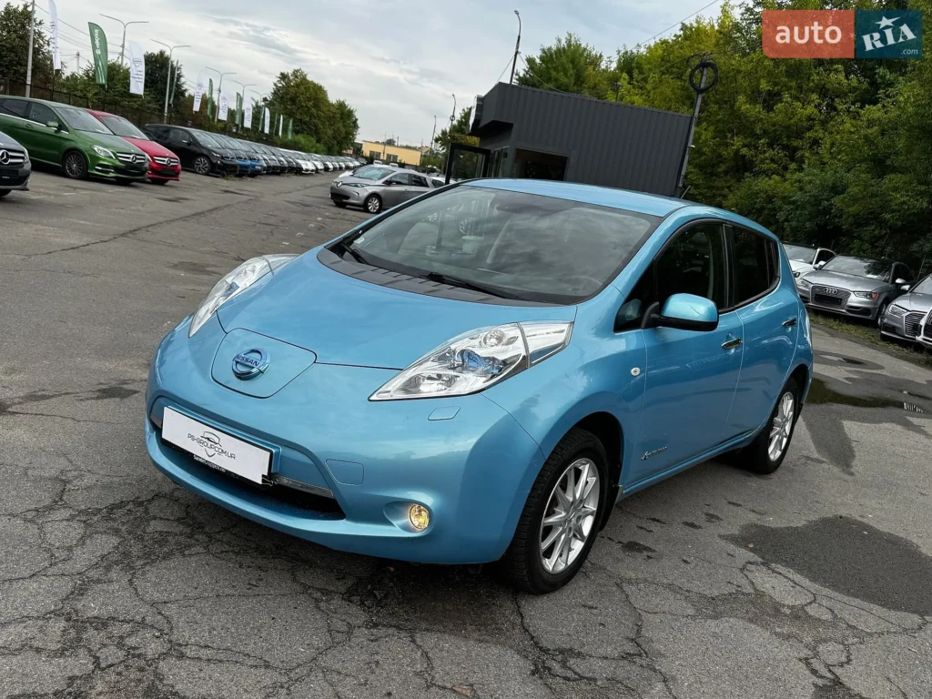 Nissan Leaf 2015 — фото 1
