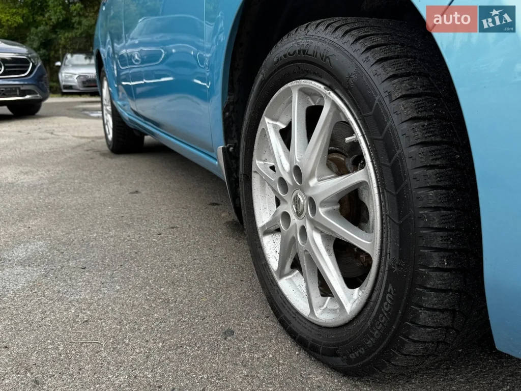 Nissan Leaf 2015 — фото 15