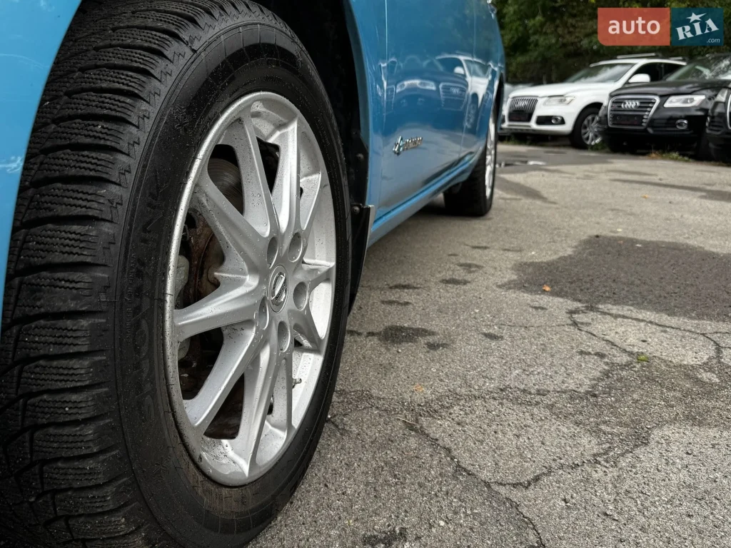 Nissan Leaf 2015 — фото 16