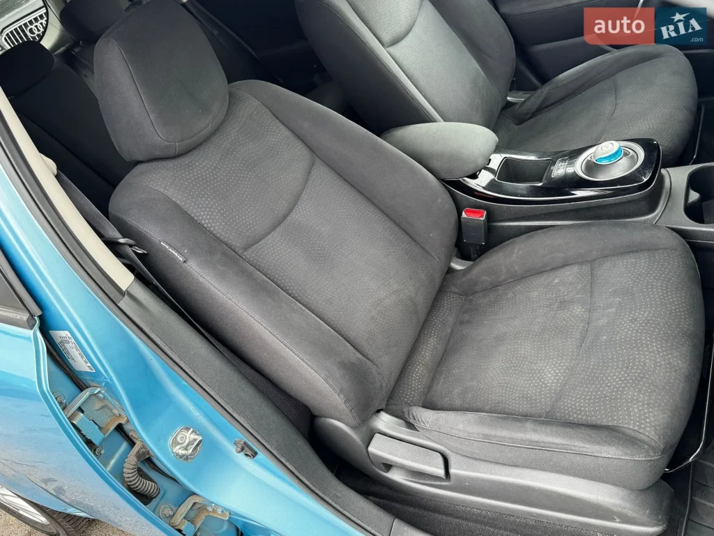 Nissan Leaf 2015 — фото 18