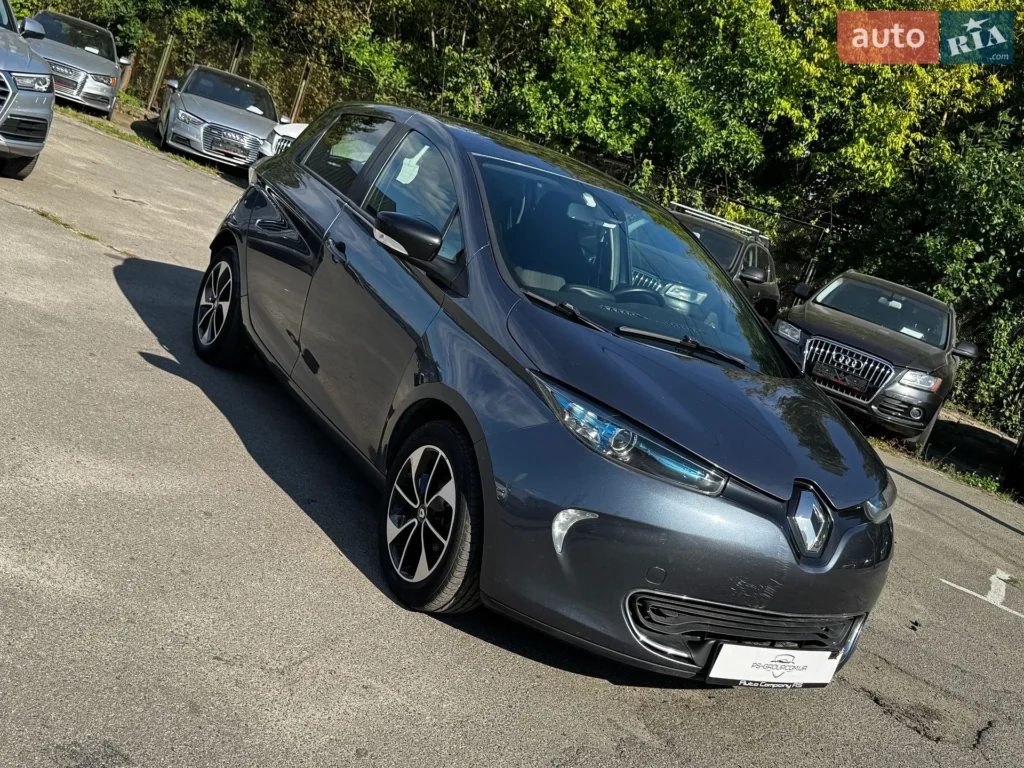 Renault Zoe 2018 — фото 4