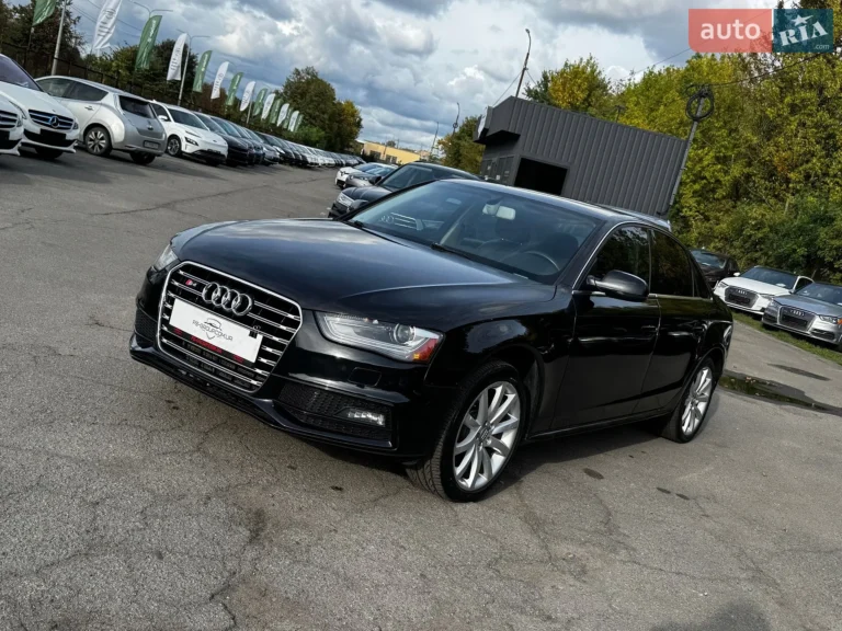Audi A4 2014