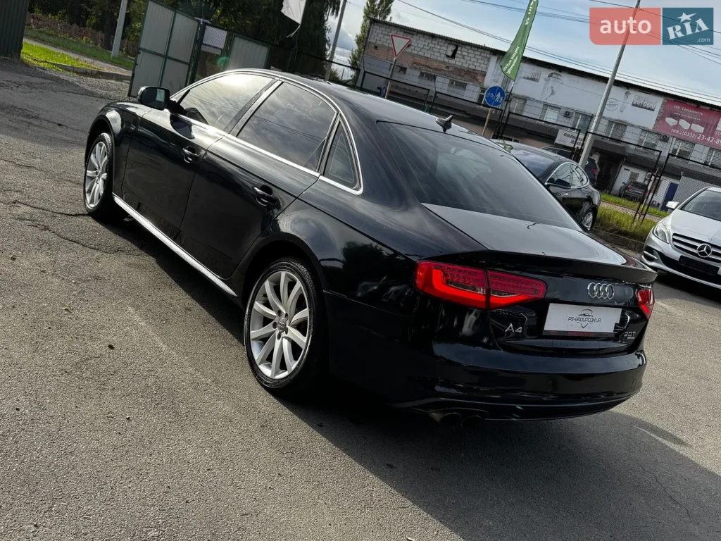 Audi A4 2014 — фото 11