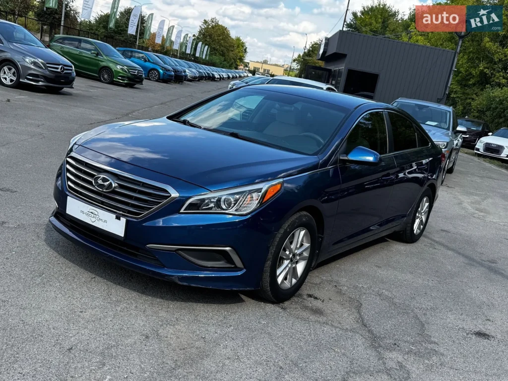 Hyundai Sonata 2015 — фото 1