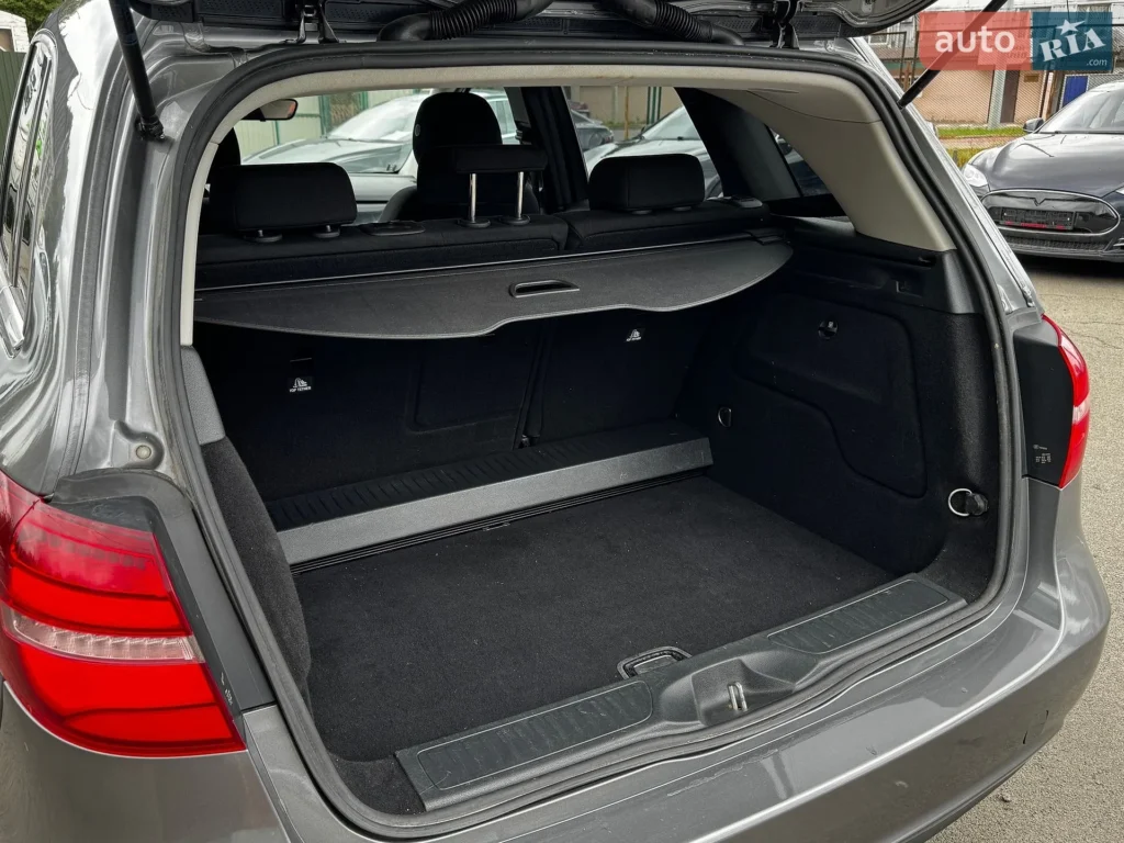 Mercedes-Benz B-Class 2015 — фото 11
