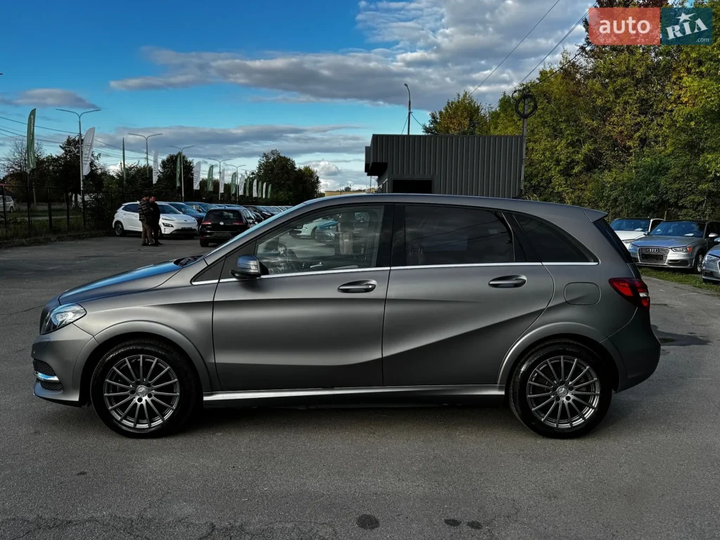 Mercedes-Benz B-Class 2016 — фото 14