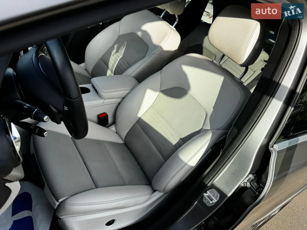 Mercedes-Benz B-Class 2016 — фото 18