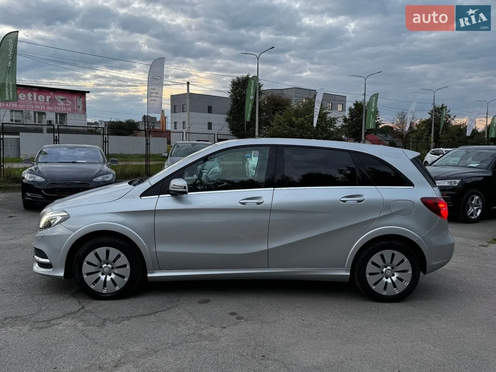 Mercedes-Benz B-Class 2016 — фото 14