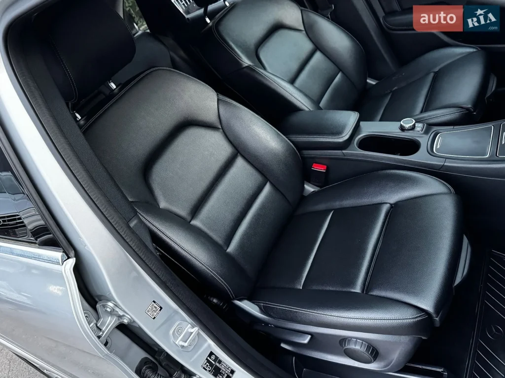 Mercedes-Benz B-Class 2016 — фото 18